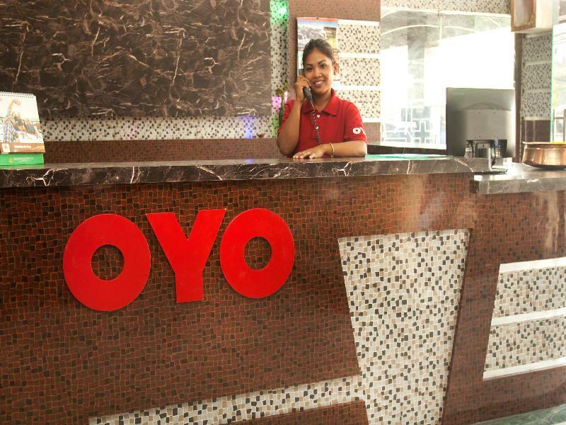 Oyo 343 Pop Life Hotel Banke Extérieur photo
