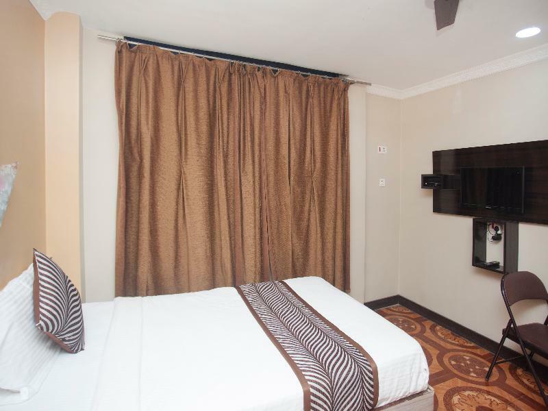 Oyo 343 Pop Life Hotel Banke Extérieur photo