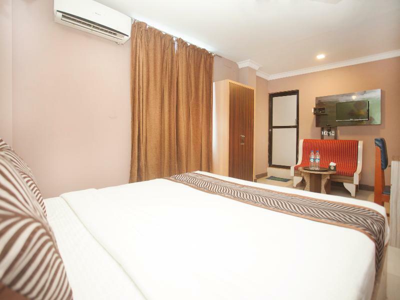 Oyo 343 Pop Life Hotel Banke Extérieur photo